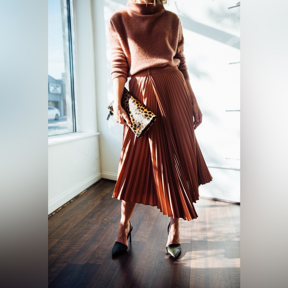 SOLD - VINCE Draped Pleated Asymmetric Midi Skirt in Vintage Rose Size 4